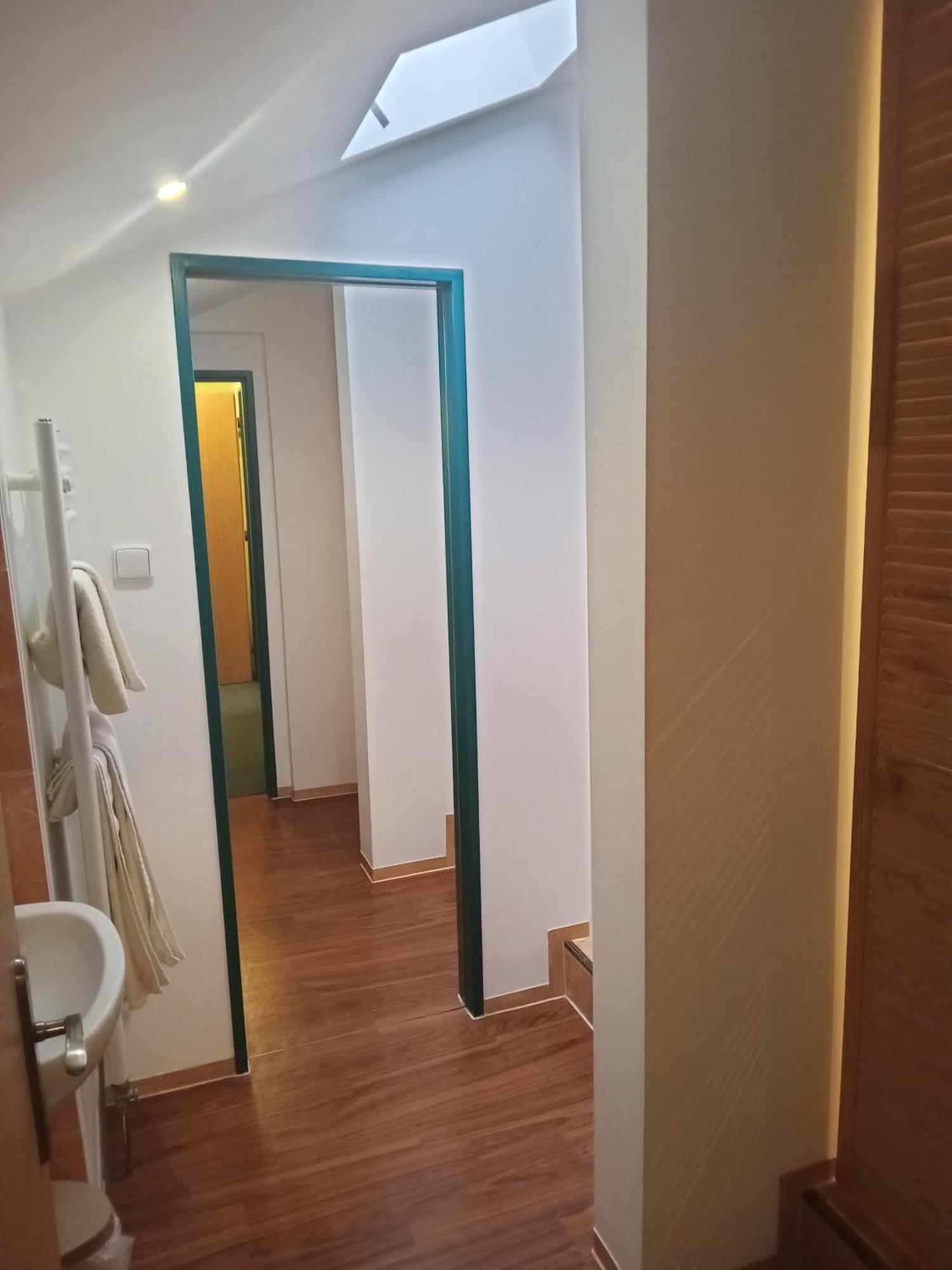 Hotel U Zeleneho Stromu - Zum Gruenen Baum Hřensko Екстериор снимка
