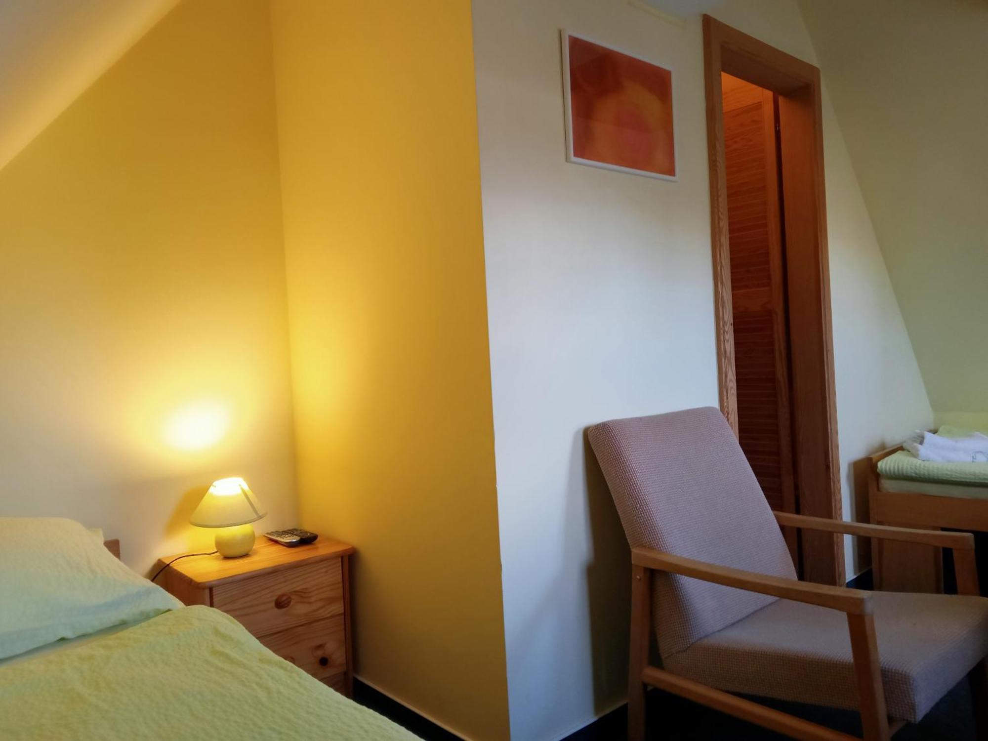 Hotel U Zeleneho Stromu - Zum Gruenen Baum Hřensko Екстериор снимка