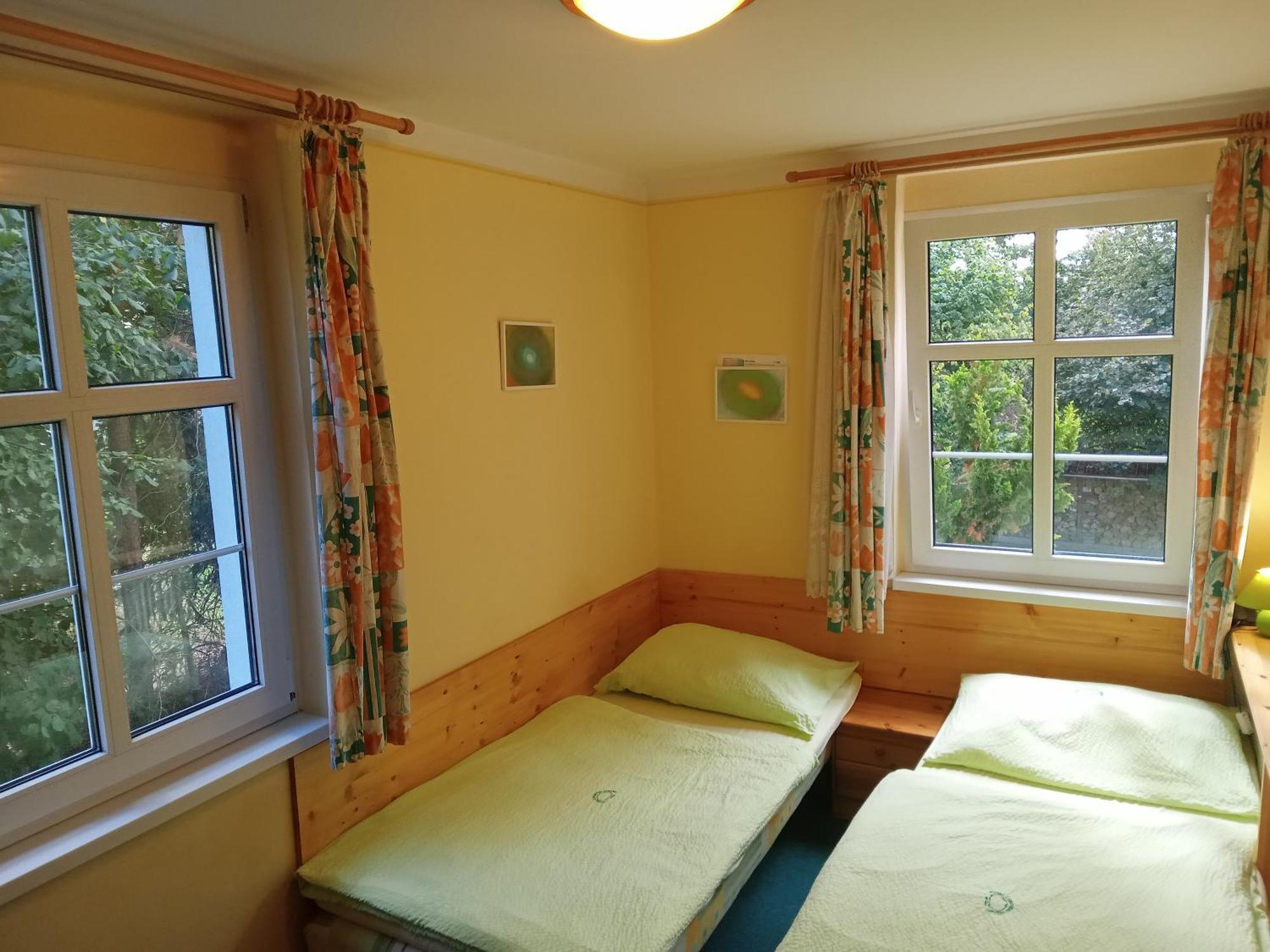 Hotel U Zeleneho Stromu - Zum Gruenen Baum Hřensko Екстериор снимка